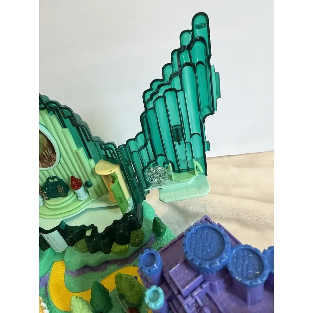 2001 Polly Pocket Wizard of Oz Emerald City Playset Working Lights No Figures